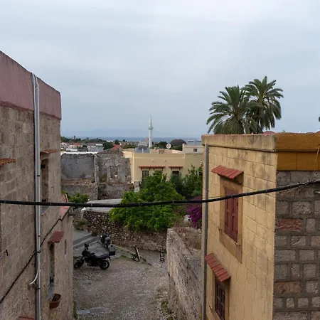 Anna's House Apartman *