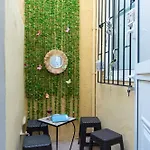 Anna's House *